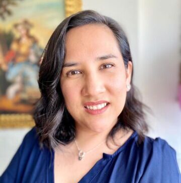 Dra Paula Ponce