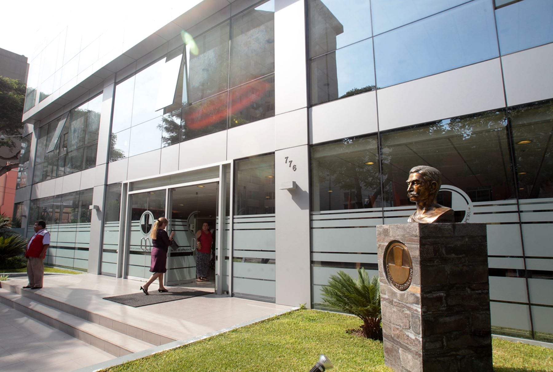 Colegio Medico del Peru
